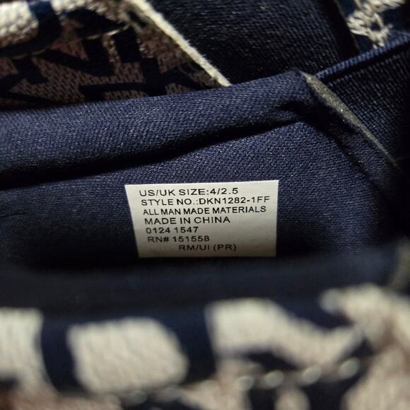 DKNY Blue Gore Logo Casual Slip On Sneakers Sz 4 - Picture 3 of 5